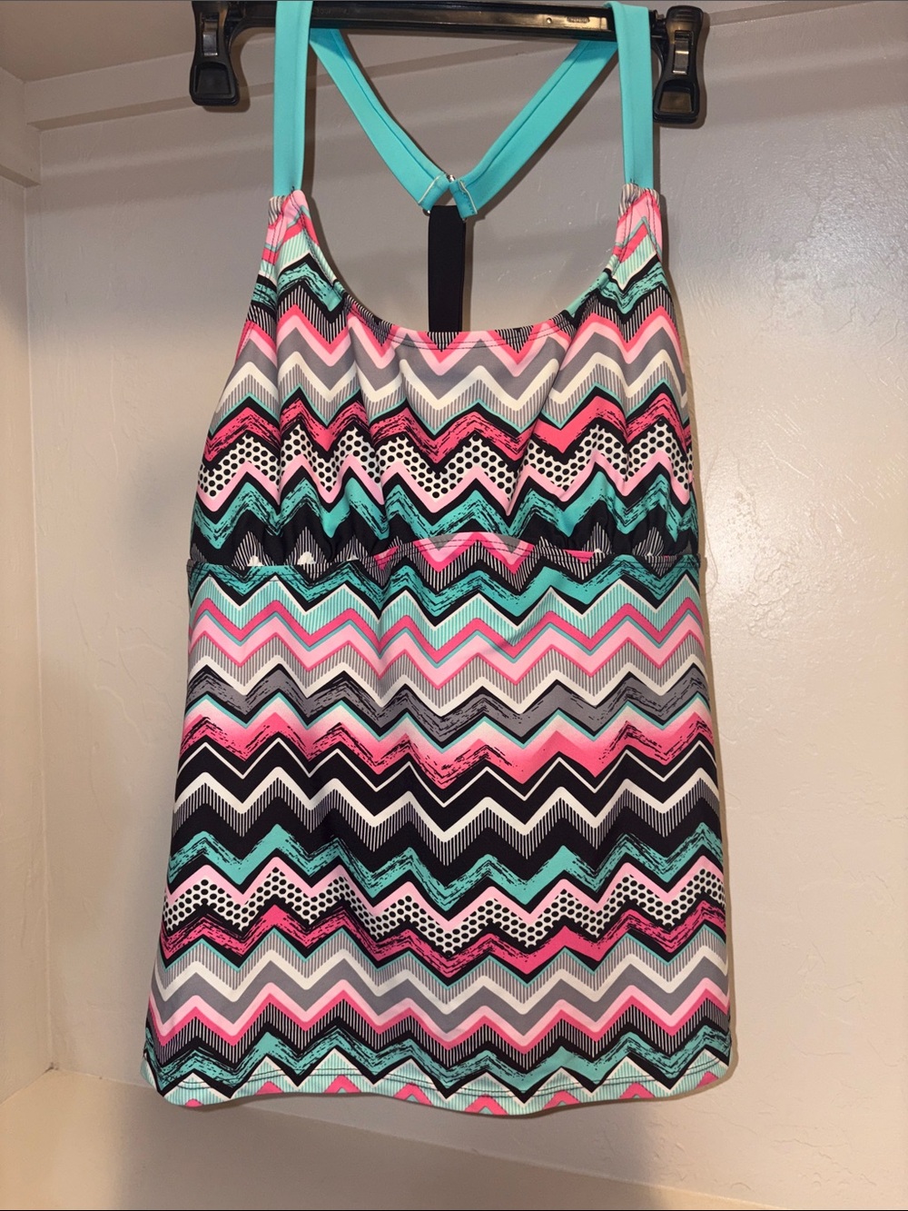 Women’s Zigzag Print Tankini Top - Pink & Teal